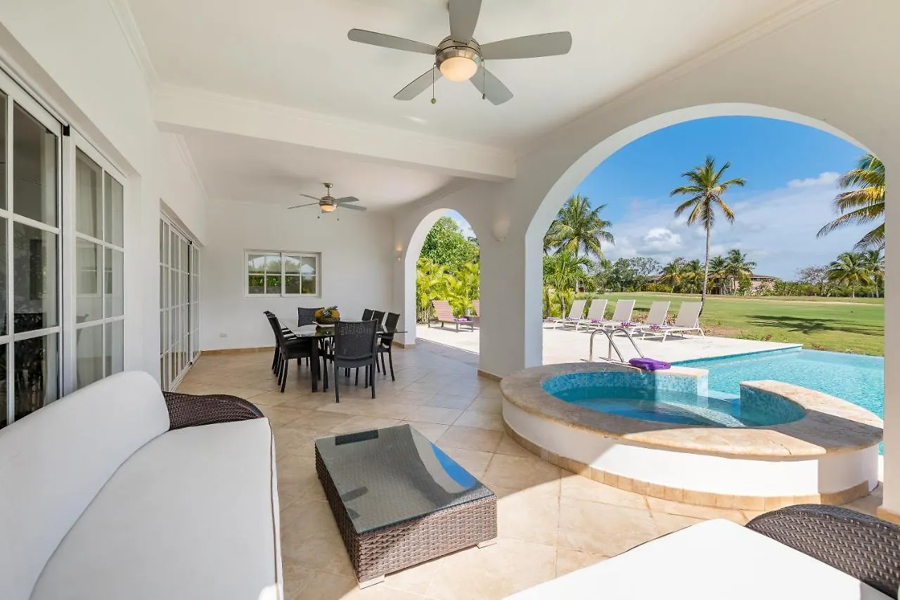 Luxury & Modern Villa With Pool At Cocotal Golf & Country Club 푼타 카나 0*,