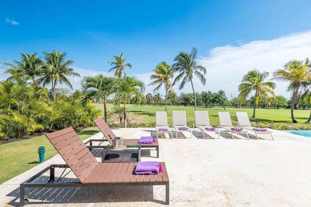 Luxury & Modern Villa With Pool At Cocotal Golf & Country Club 푼타 카나 도미니카 공화국